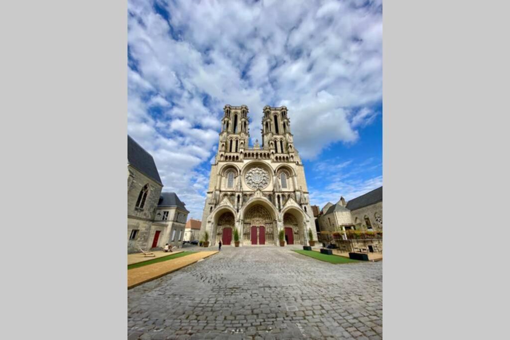 Appartement Jolie vue Laon Buitenkant foto